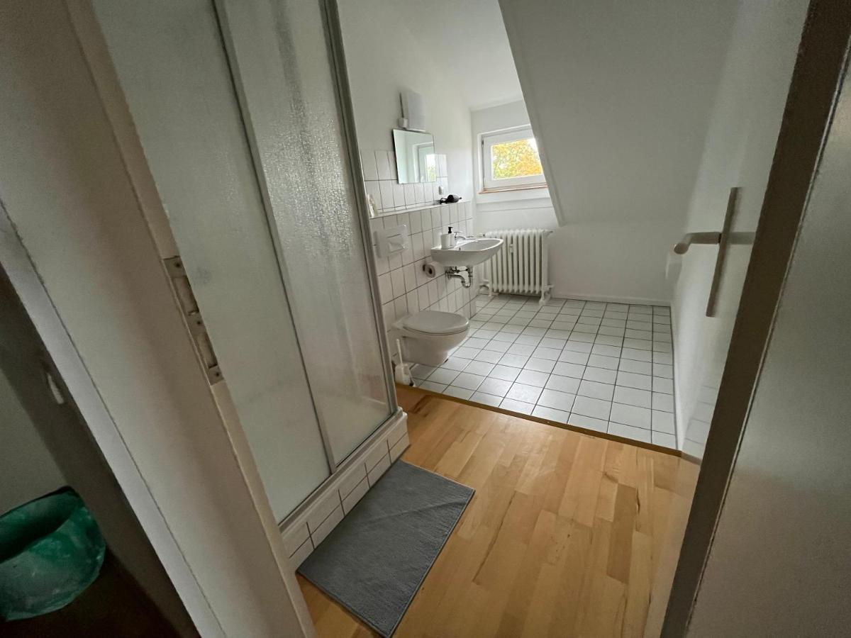 Doppelzimmer, Tv- Bad, Kuehlschrank- Parkplatz-17 Meine Esterno foto