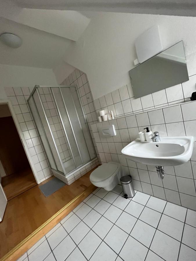 Doppelzimmer, Tv- Bad, Kuehlschrank- Parkplatz-17 Meine Esterno foto