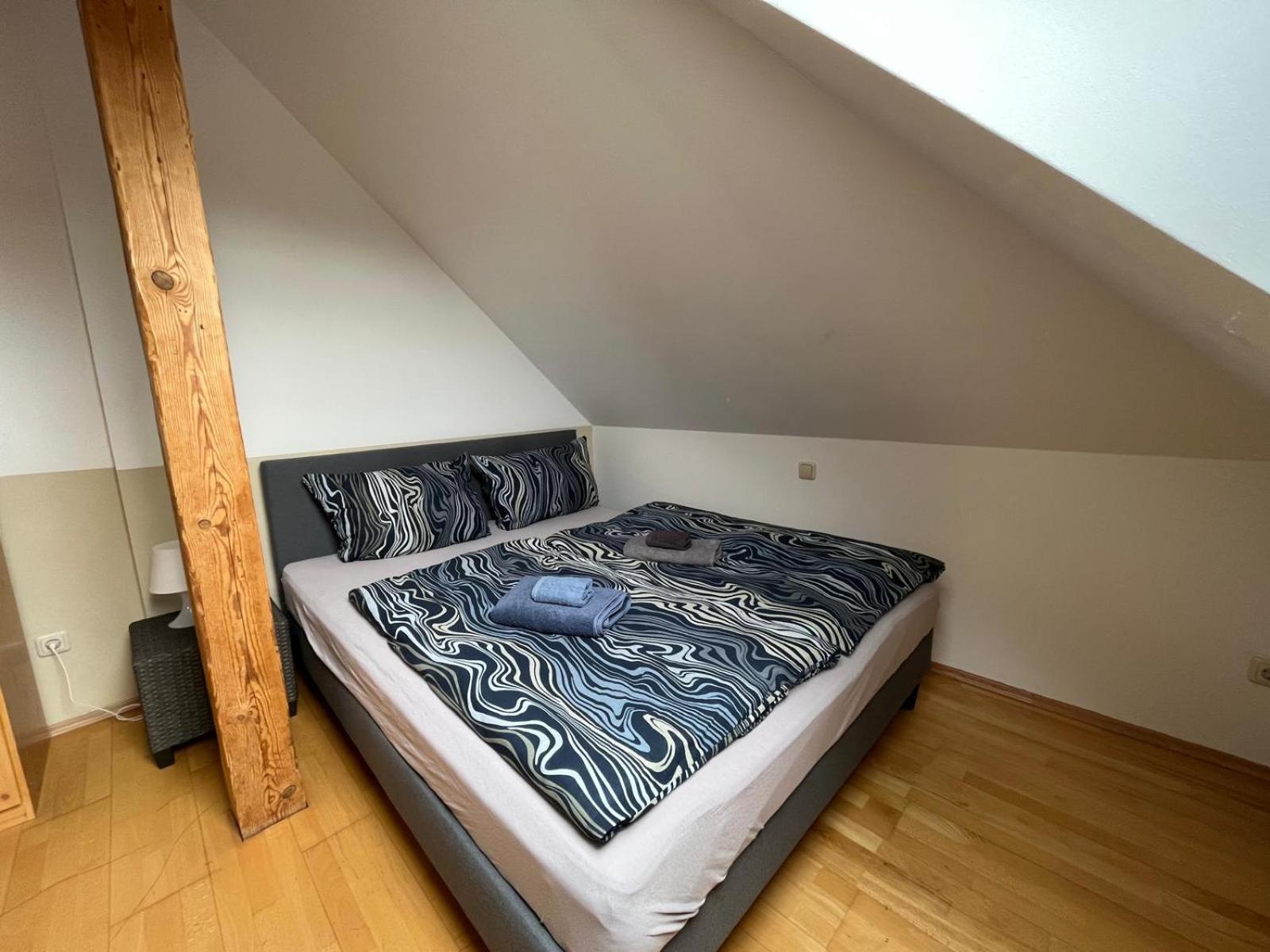 Doppelzimmer, Tv- Bad, Kuehlschrank- Parkplatz-17 Meine Esterno foto