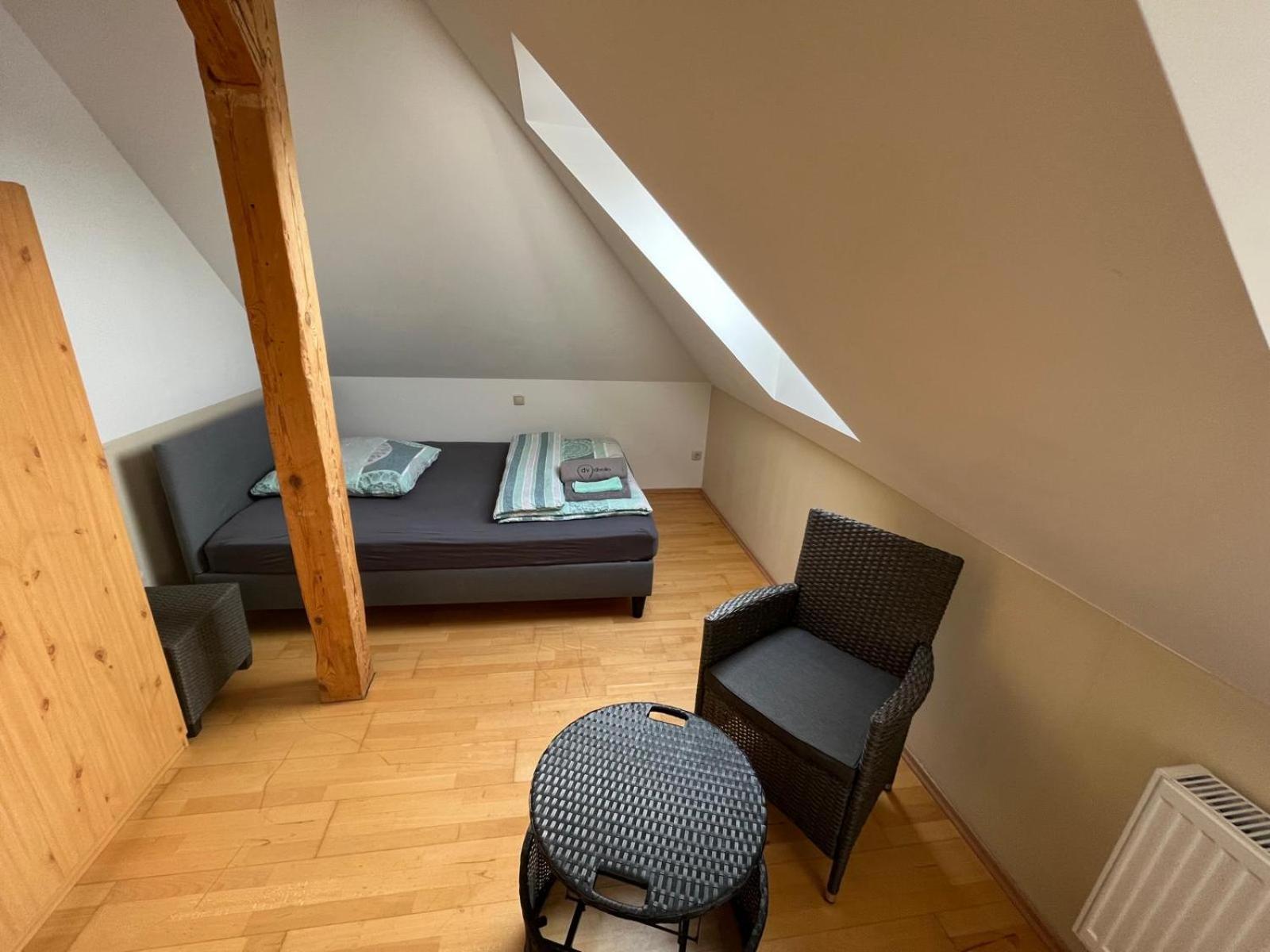 Doppelzimmer, Tv- Bad, Kuehlschrank- Parkplatz-17 Meine Esterno foto