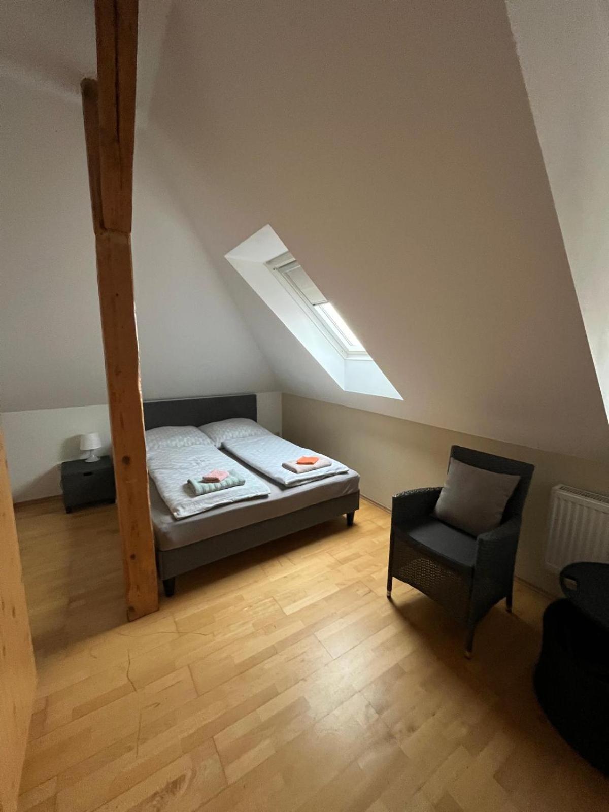 Doppelzimmer, Tv- Bad, Kuehlschrank- Parkplatz-17 Meine Esterno foto